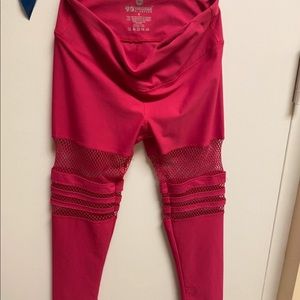 90 Degree Reflex Pink Leggings